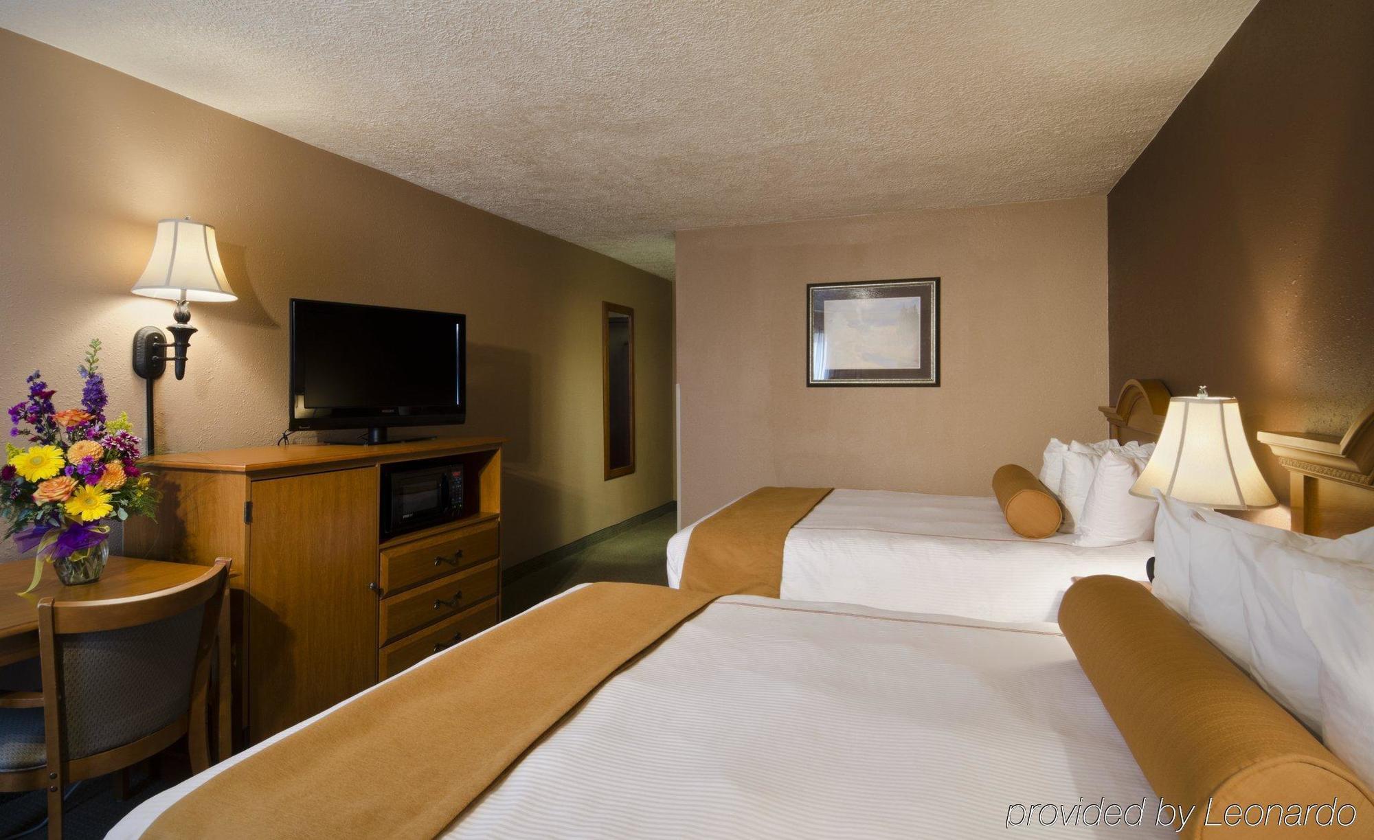 Best Western Plus Butte Plaza Inn Esterno foto